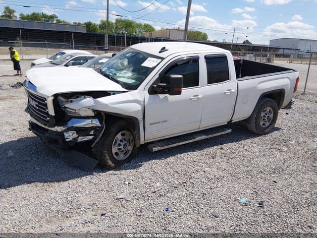 2017 GMC SIERRA 2500HD SLE 2