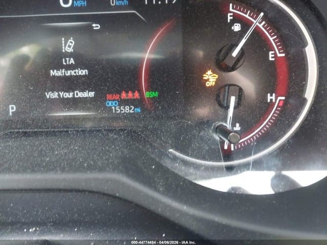2024 TOYOTA RAV4 XLE 15