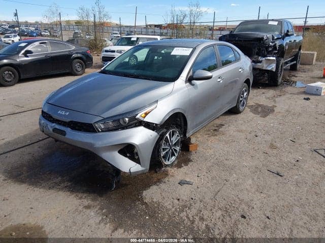 2024 KIA FORTE LXS 2