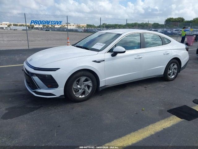 2025 HYUNDAI SONATA SE 2