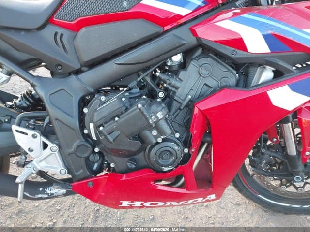2024 HONDA CBR650 R 8