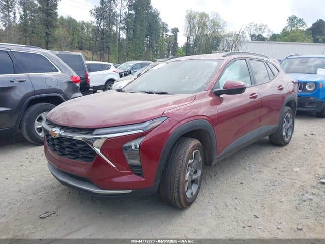 2025 CHEVROLET TRAX FWD LT 2