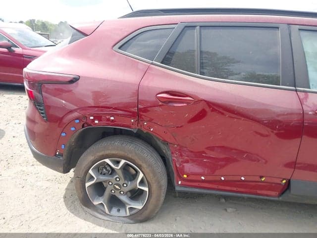 2025 CHEVROLET TRAX FWD LT 6