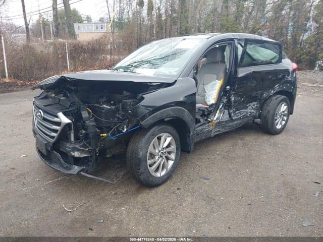 2017 HYUNDAI TUCSON SE 2