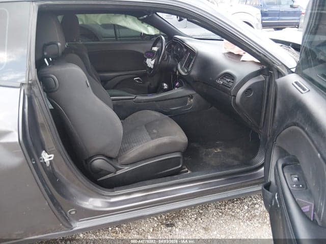 2019 DODGE CHALLENGER R/T 5