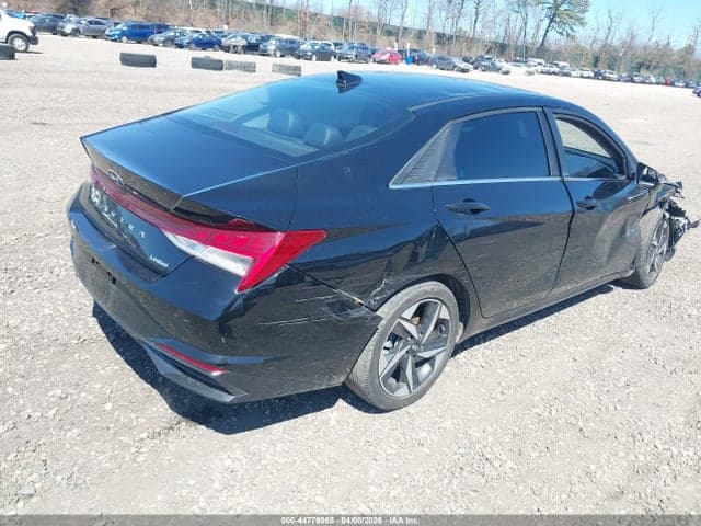 2023 HYUNDAI ELANTRA LIMITED 4