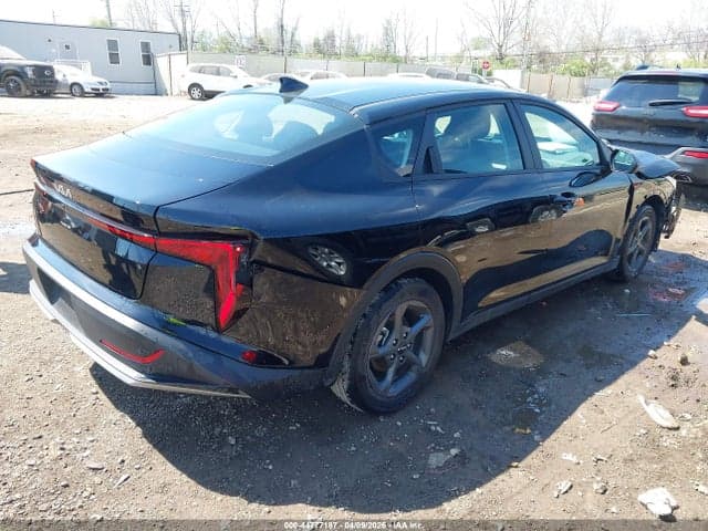 2025 KIA K4 LXS 4