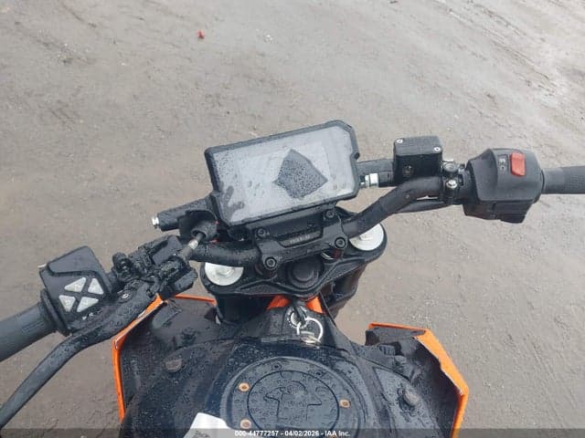 2017 KTM 390 DUKE 15