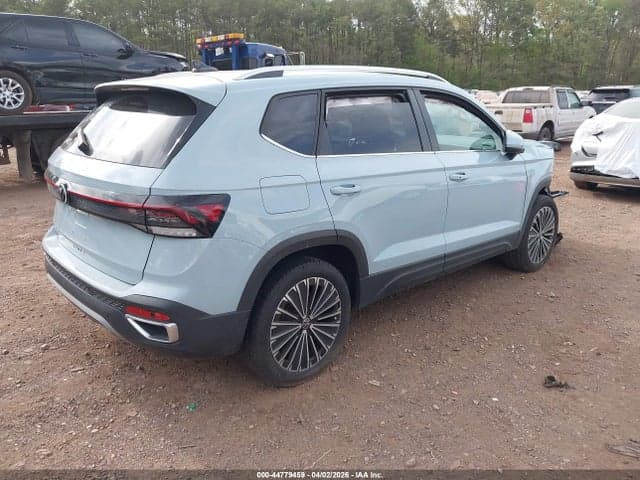 2025 VOLKSWAGEN TAOS 1.5T SE 4