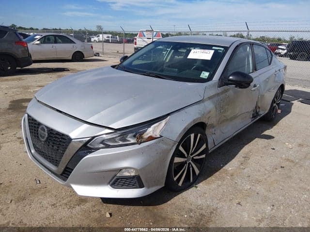 2021 NISSAN ALTIMA SR FWD 2