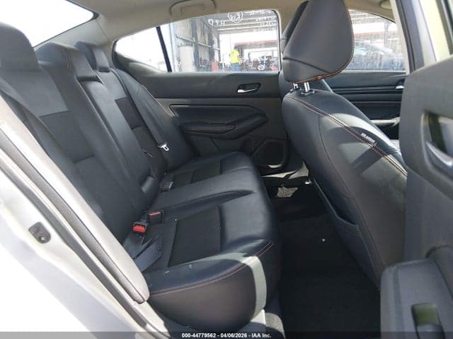 2021 NISSAN ALTIMA SR FWD 8