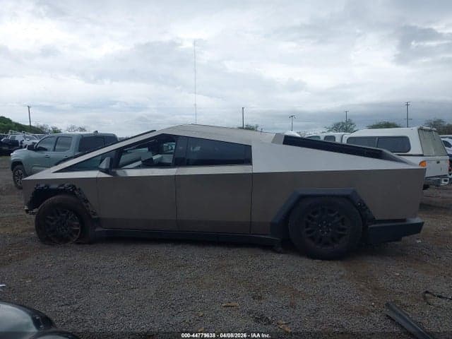 2024 TESLA CYBERTRUCK ALL-WHEEL DRIVE 15