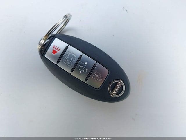 2025 NISSAN LEAF S 11