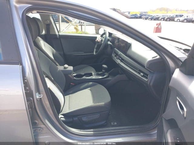 2025 KIA K4 LXS 5