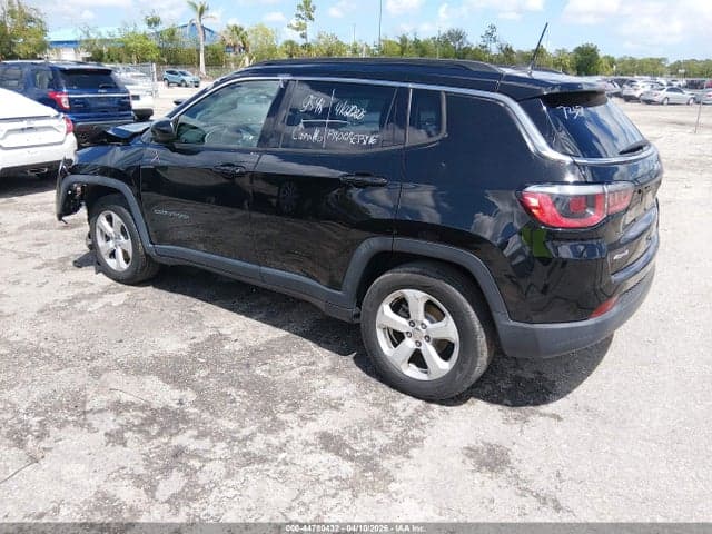 2017 JEEP NEW COMPASS LATITUDE 4X4 3