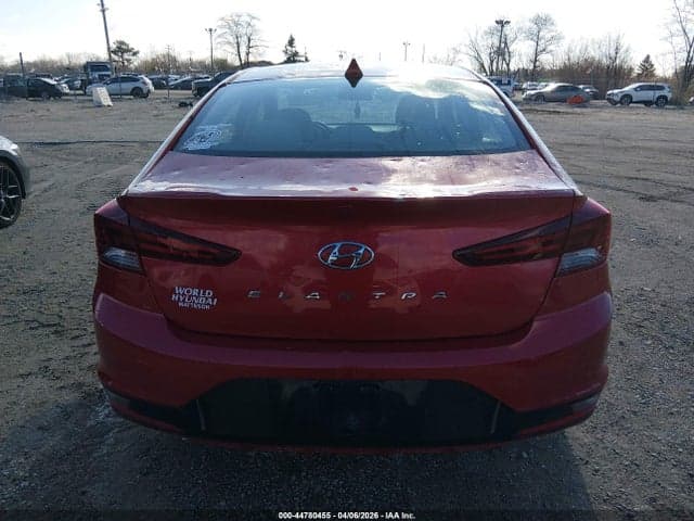2020 HYUNDAI ELANTRA SEL 16