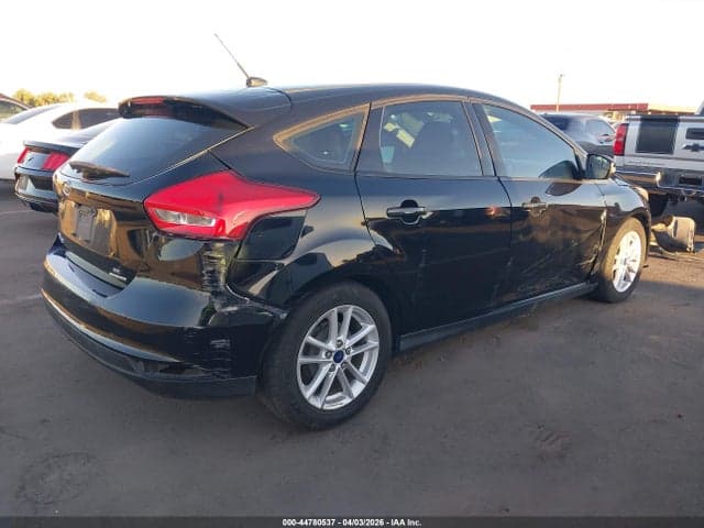 2016 FORD FOCUS SE 4