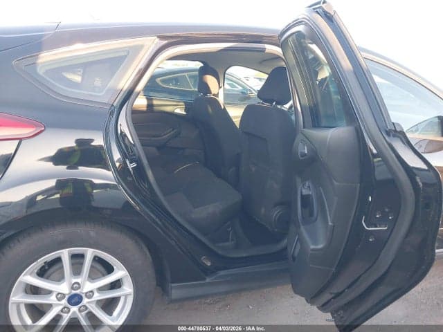 2016 FORD FOCUS SE 8