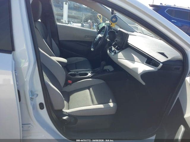 2025 TOYOTA COROLLA LE 5