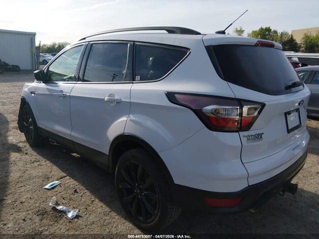 2017 FORD ESCAPE SE 3