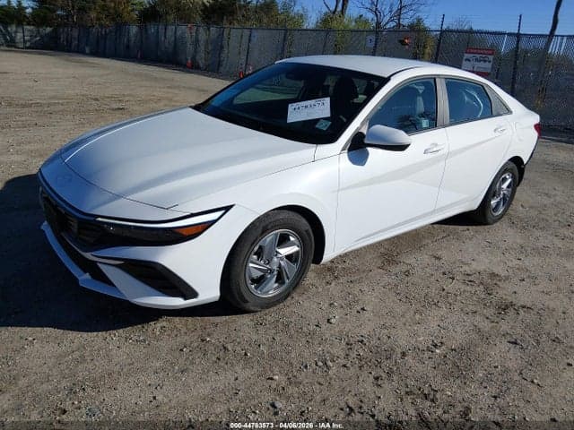 2024 HYUNDAI ELANTRA SE 2