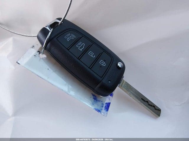 2024 HYUNDAI ELANTRA SE 11