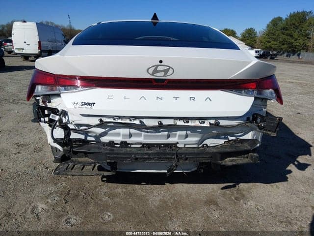 2024 HYUNDAI ELANTRA SE 6