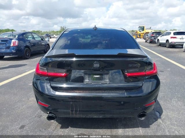 2019 BMW 330I 17
