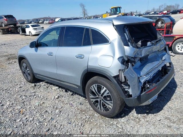 2025 MERCEDES-BENZ GLA 250 4MATIC 3