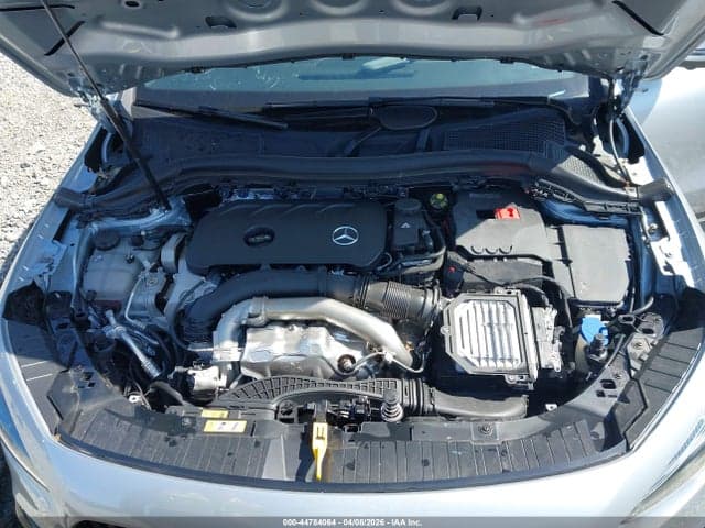 2025 MERCEDES-BENZ GLA 250 4MATIC 10