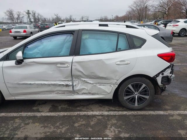 2022 SUBARU IMPREZA PREMIUM 5-DOOR 17
