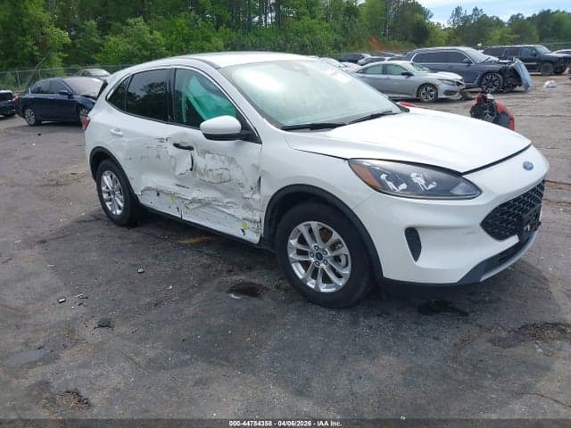 2021 FORD ESCAPE SE 1