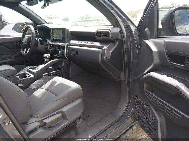 2025 TOYOTA TACOMA SR5 5