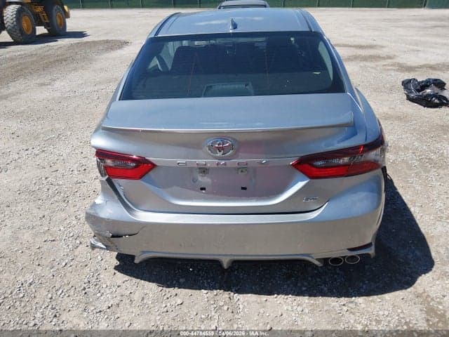 2022 TOYOTA CAMRY SE 16