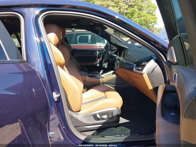 2021 BMW X6 M 5
