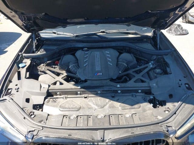 2021 BMW X6 M 10
