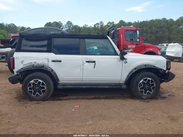 2022 FORD BRONCO OUTER BANKS 14