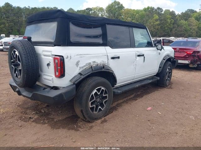 2022 FORD BRONCO OUTER BANKS 4
