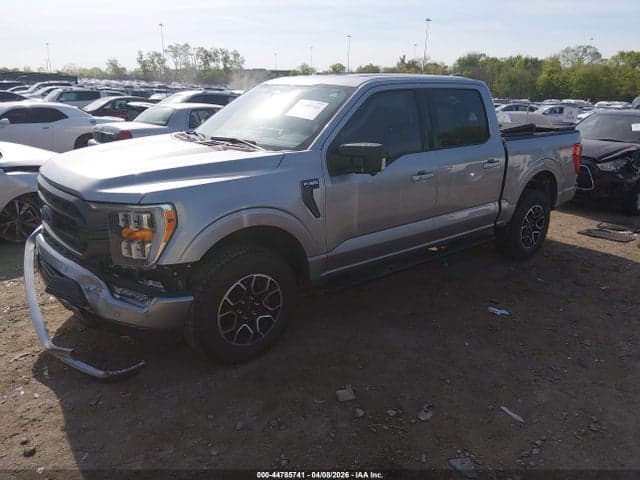 2023 FORD F-150 XLT 2
