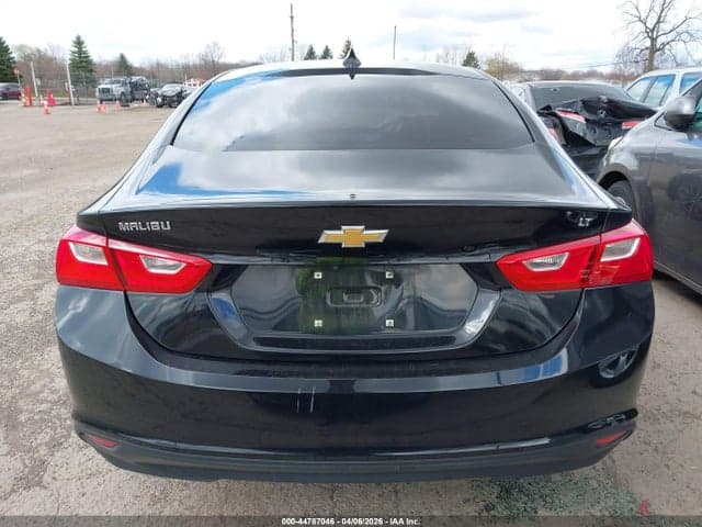 2017 CHEVROLET MALIBU 1LT 16