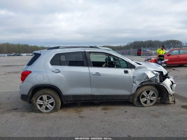 2018 CHEVROLET TRAX LT 13