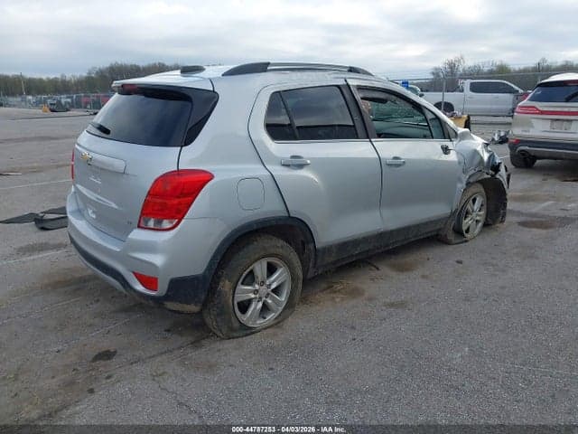2018 CHEVROLET TRAX LT 4