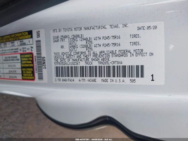 2020 TOYOTA TACOMA SR5 9