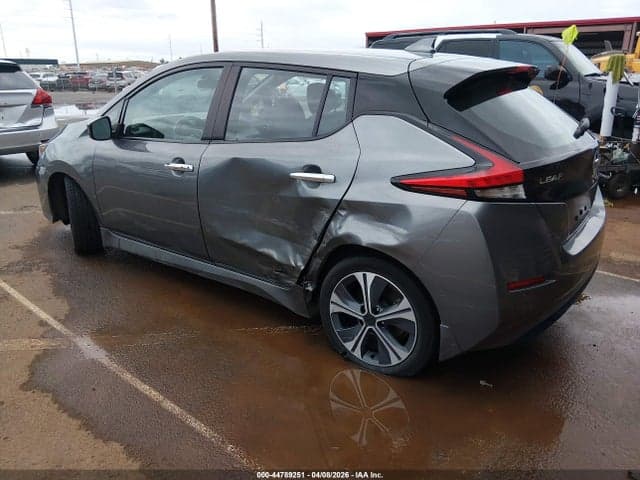 2021 NISSAN LEAF SV 40 KWH 3