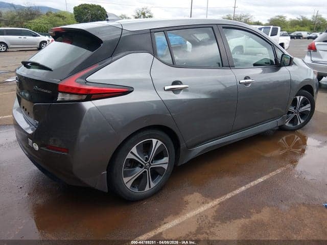 2021 NISSAN LEAF SV 40 KWH 4