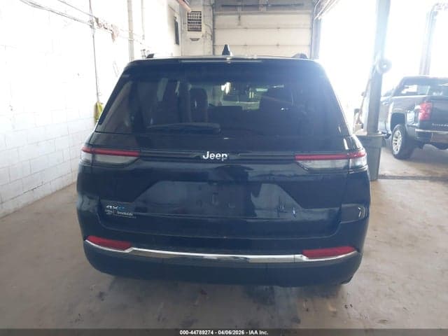 2024 JEEP GRAND CHEROKEE 4XE 16