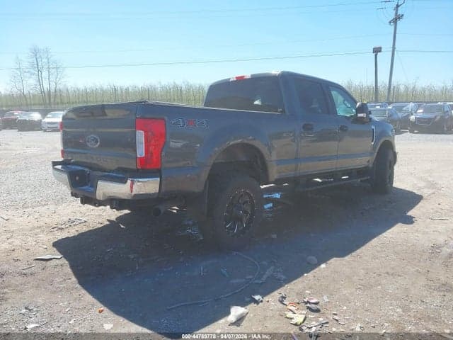 2018 FORD F-250 XLT 4