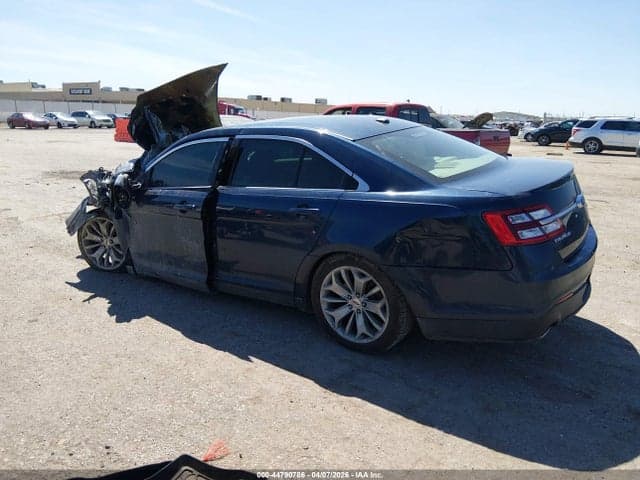 2017 FORD TAURUS LIMITED 3