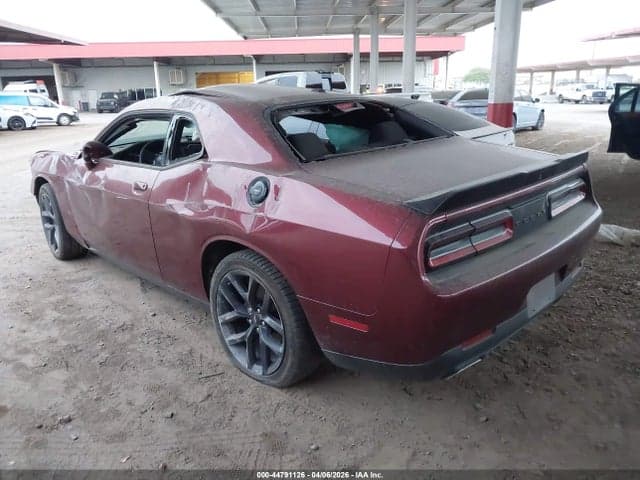 2023 DODGE CHALLENGER SXT 3