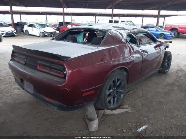 2023 DODGE CHALLENGER SXT 4